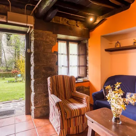 Corrada Torales Country house Barzana